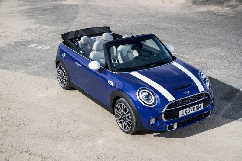 Illustration for article titled The 2019 Mini Cooper Is So British It Will Set Up Colonies And Has Very Strong Opinions About Cricket